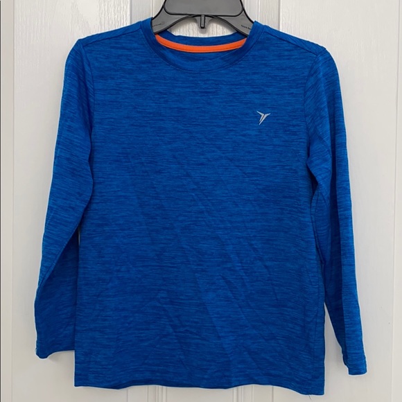 Old Navy Active Go-Dry long sleeve shirt